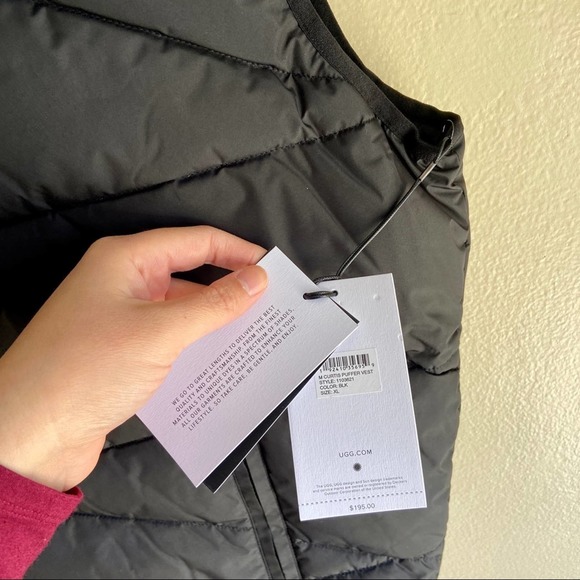 UGG Men’s Water Resistant Puffer Vest NWT - Picture 5 of 8